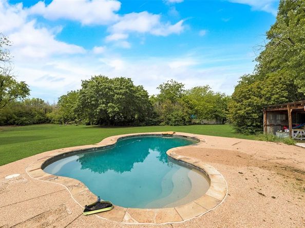 1809 N Trinity Road , Denton Texas 76208