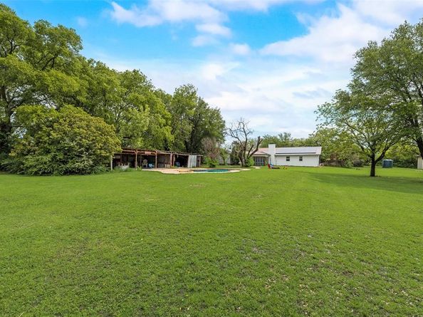 1809 N Trinity Road , Denton Texas 76208