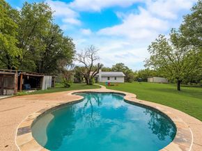 1809 N Trinity Road , Denton Texas 76208