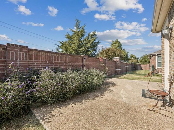 7673  Gulf Breeze Lane , Frisco Texas 75036