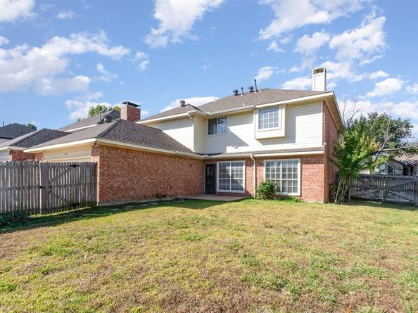 964  Camden Drive , Lewisville Texas 75067