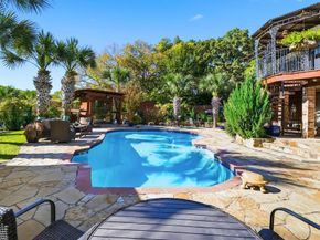 2910  Lakeshore Court , Arlington Texas 76013