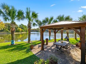 2910  Lakeshore Court , Arlington Texas 76013