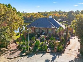 2910  Lakeshore Court , Arlington Texas 76013