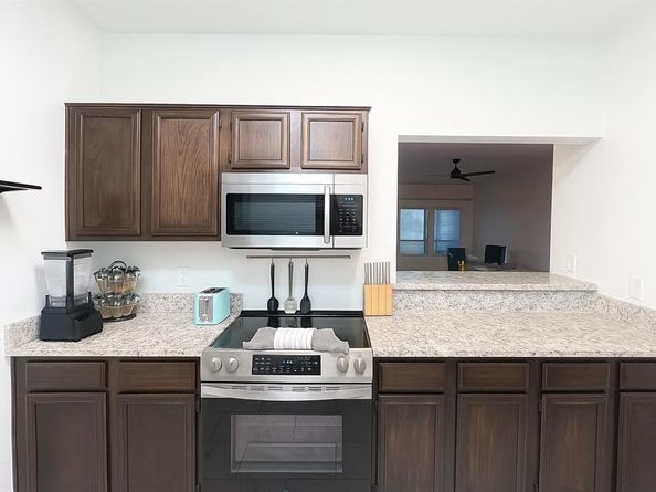 5550  Spring Valley Road  E22, Dallas Texas 75254