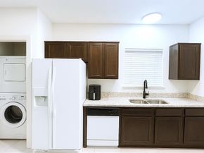 5550  Spring Valley Road  E22, Dallas Texas 75254