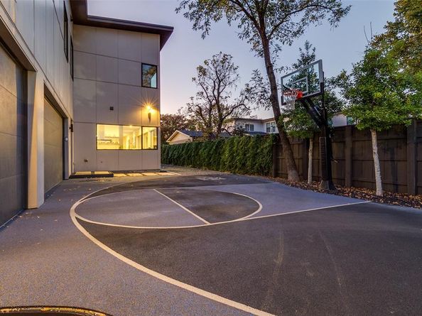 11712  Jamestown Road , Dallas Texas 75230