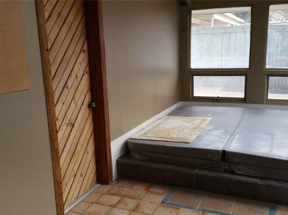 7604  Village Trail Drive , Dallas Texas 75254