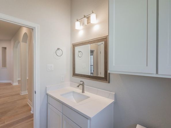 609  Keel Way , Azle Texas 76020