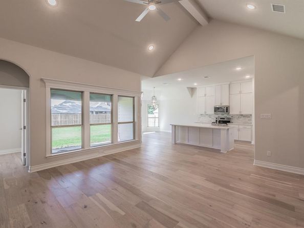 609  Keel Way , Azle Texas 76020