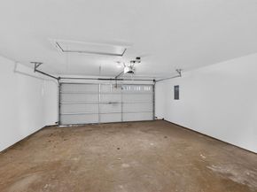 2203  Foxcroft Circle , Denton Texas 76209