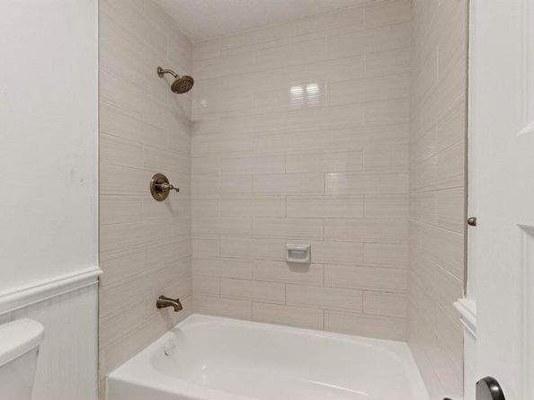 7522  Holly Hill Drive  14, Dallas Texas 75231