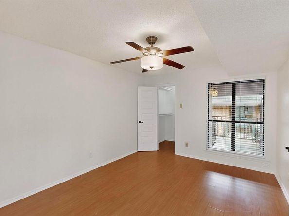 7522  Holly Hill Drive  14, Dallas Texas 75231