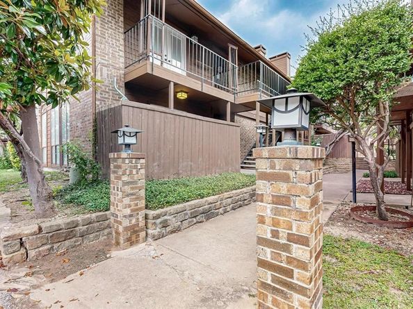 7522  Holly Hill Drive  14, Dallas Texas 75231