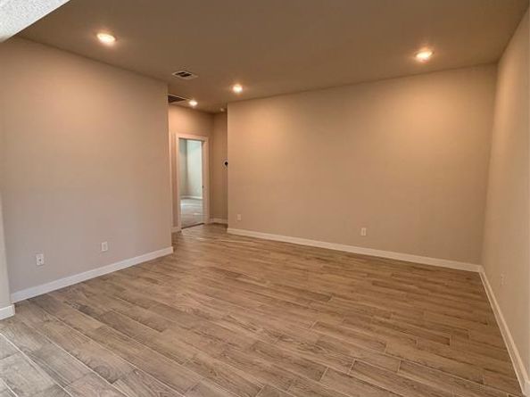 4274  Elkins Avenue , Lancaster Texas 75134