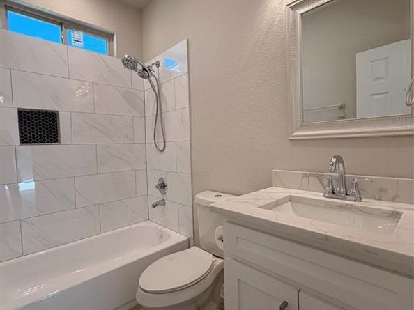 4274  Elkins Avenue , Lancaster Texas 75134