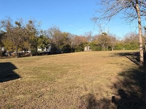 4274  Elkins Avenue , Lancaster Texas 75134