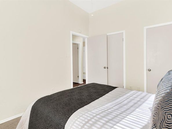 2204  Overview Lane , Garland Texas 75044