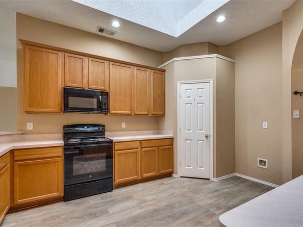 8520  Rock Creek Drive , Fort Worth Texas 76123