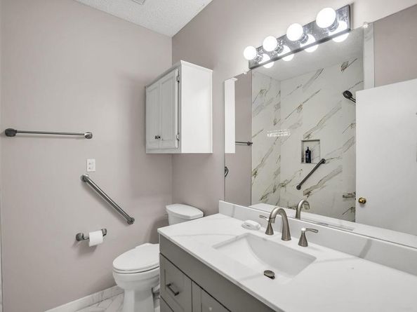 1208  Derby Run , Carrollton Texas 75007