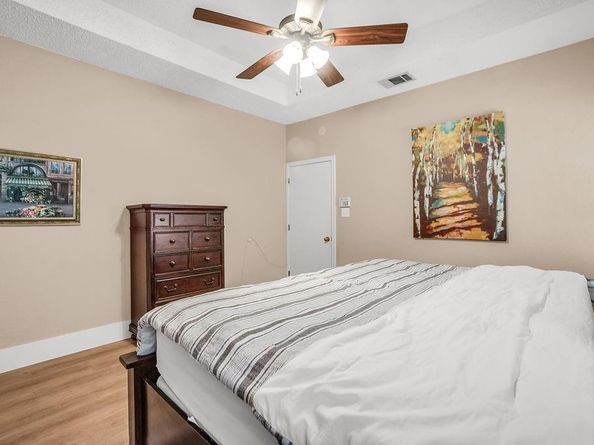 1208  Derby Run , Carrollton Texas 75007