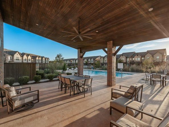 2610  La Cala Drive , Grand Prairie Texas 75054