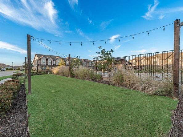 2610  La Cala Drive , Grand Prairie Texas 75054