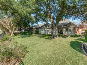 2722  Big Oaks Drive , Garland Texas 75044