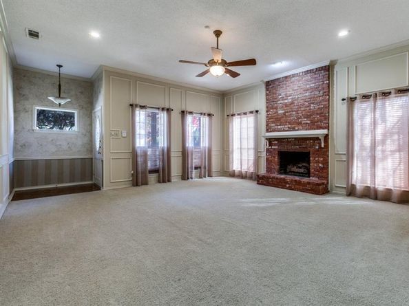 2722  Big Oaks Drive , Garland Texas 75044