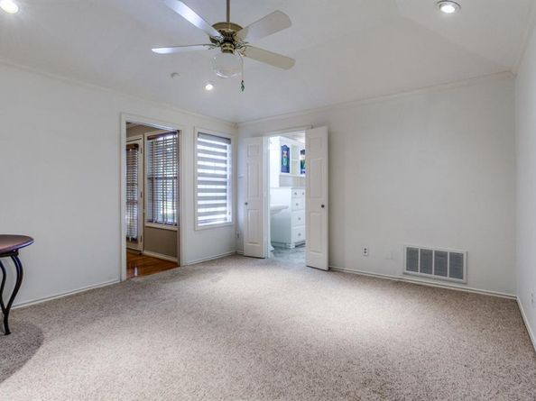 2722  Big Oaks Drive , Garland Texas 75044