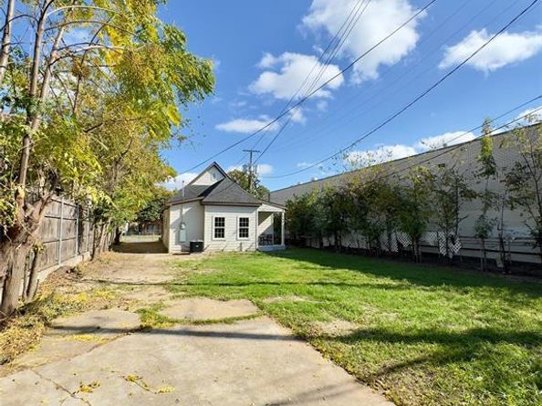 1307  Clinton Avenue , Fort Worth Texas 76164