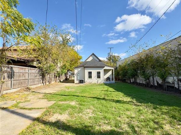 1307  Clinton Avenue , Fort Worth Texas 76164