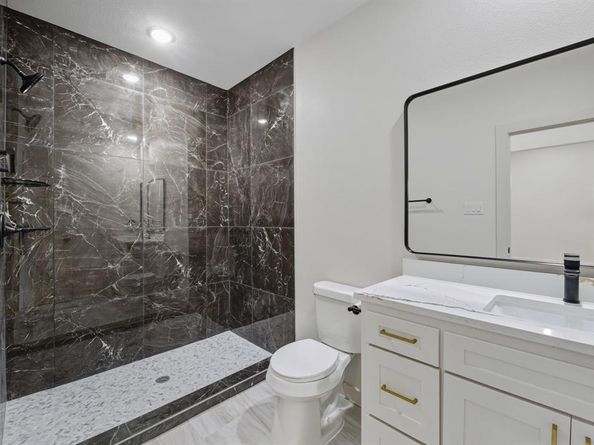 1307  Clinton Avenue , Fort Worth Texas 76164