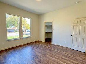 1307  Clinton Avenue , Fort Worth Texas 76164