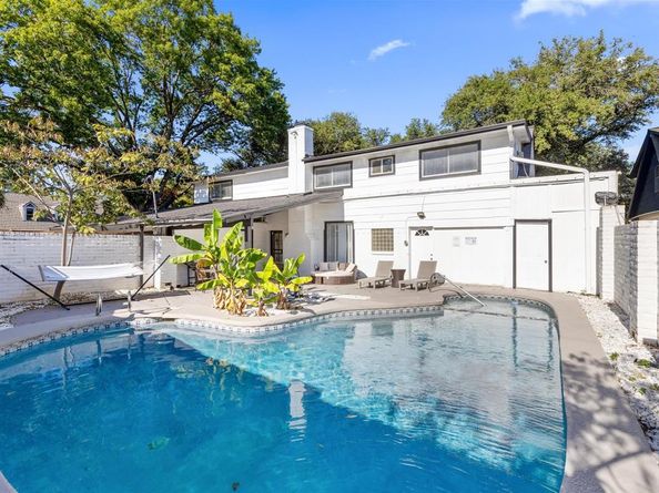 3614  Parader Court , Dallas Texas 75228