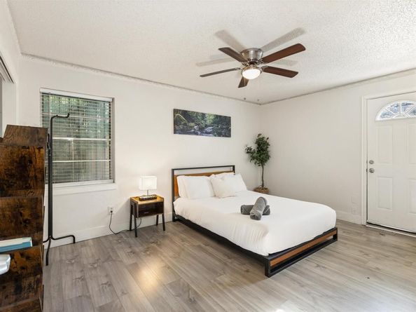 3614  Parader Court , Dallas Texas 75228