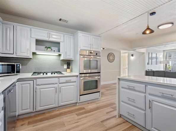 3614  Parader Court , Dallas Texas 75228