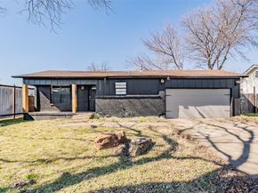 3305  Swan Street , Haltom City Texas 76117