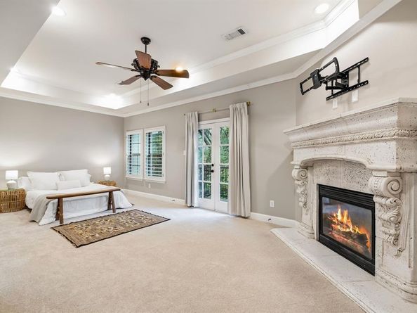 8815  Tudor Place , Dallas Texas 75228