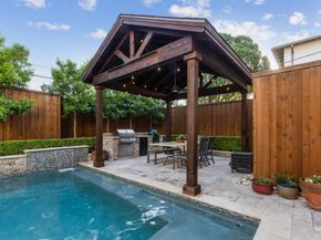 6622  Blue Valley Lane , Dallas Texas 75214