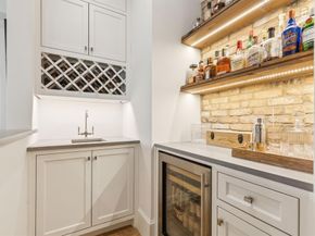 6622  Blue Valley Lane , Dallas Texas 75214