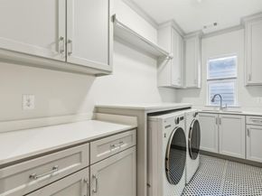 6622  Blue Valley Lane , Dallas Texas 75214