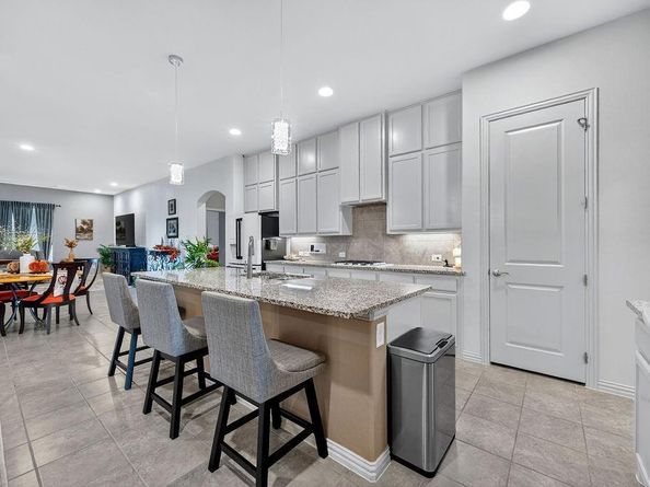 2801  Vista Azul Place  2801, Mansfield Texas 76063