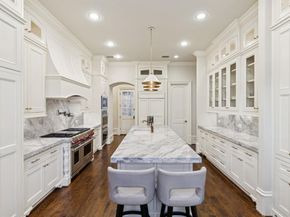 2  Bretton Creek Court , Dallas Texas 75220