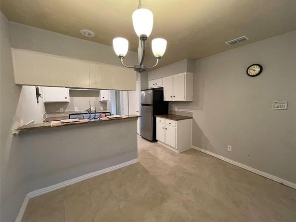 13943  Brookgreen Drive , Dallas Texas 75240