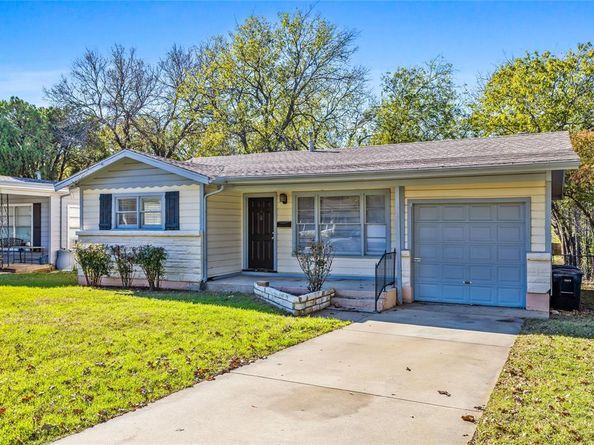 3220  Olive Place , Fort Worth Texas 76116
