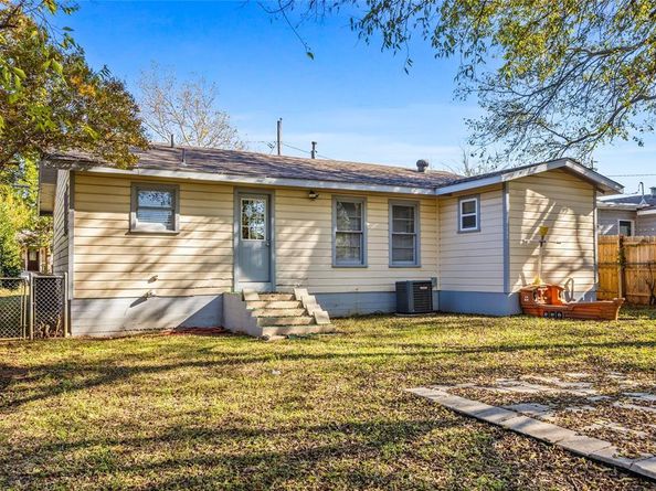 3220  Olive Place , Fort Worth Texas 76116