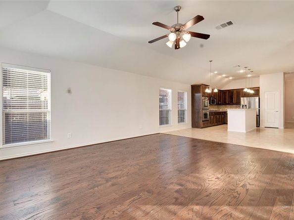 10417  Flat Creek Trail , McKinney Texas 75072