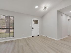 1040  Eagle Drive , DeSoto Texas 75115