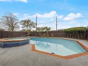 1040  Eagle Drive , DeSoto Texas 75115